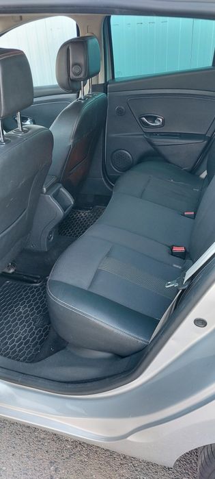 Renault Megane 3  1.5 dci/110 cp Bose