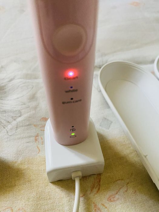 Четка за зъби Philips sonicare 5100