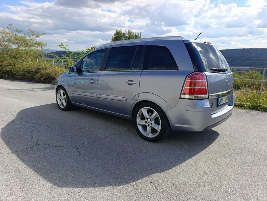Opel zafira b 1.8 Бензин-газ
