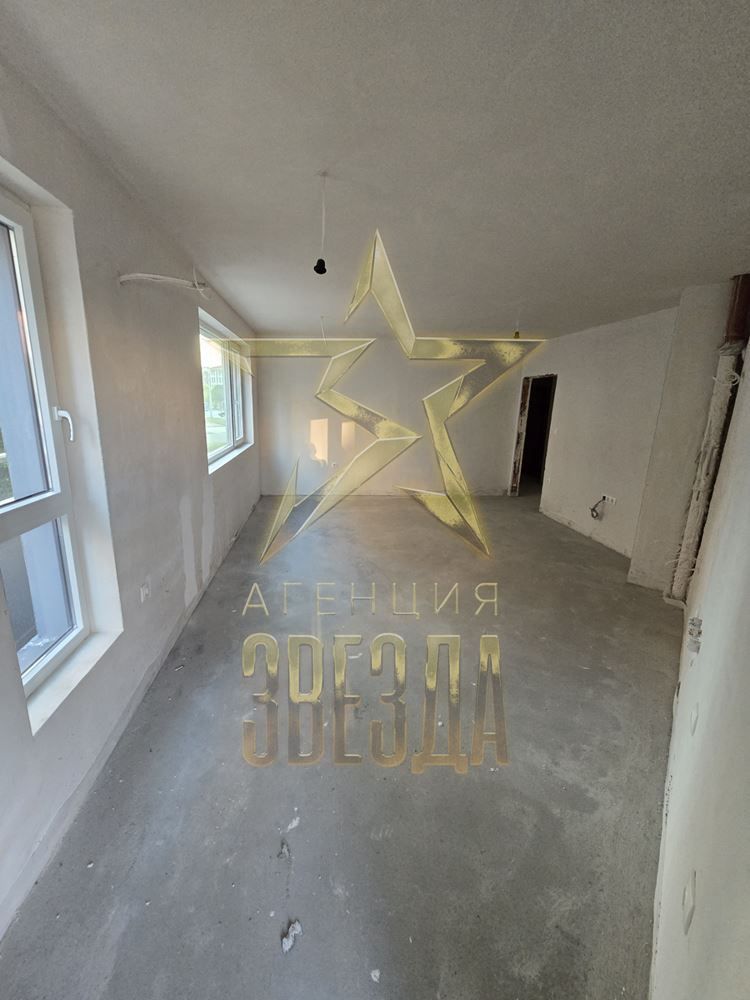 **3-стаен с АКТ 16 до Хепи Джо и Елит Парк!**