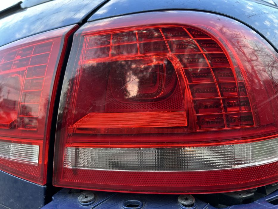 Stop led dreapta aripă Volkswgen Touareg 7P