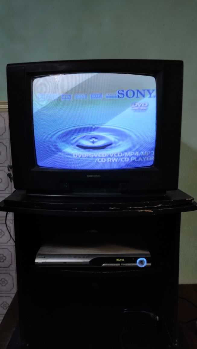 Televizor Daewoo kompleti bilan arzon narxda sotiladi