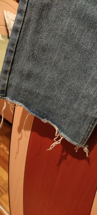 Продам джинсы женские