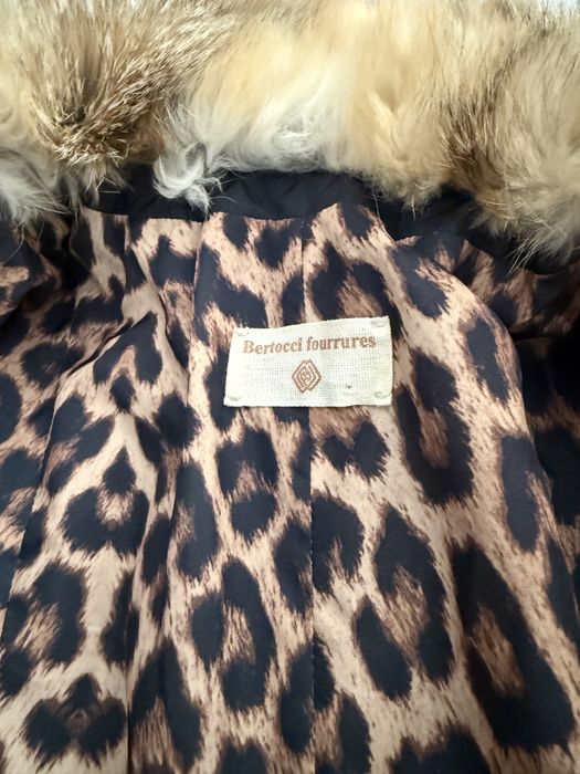 Geaca lunga blana vulpe xxl neagra