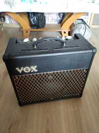 VOX VT 30 кубе със вградени ефекти