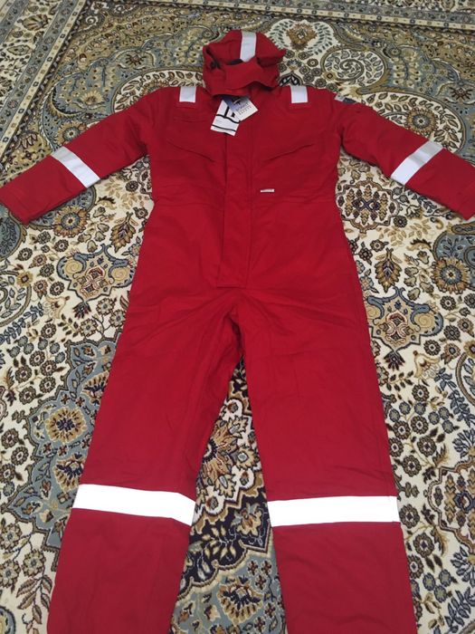 Мужской зимний комбинезон