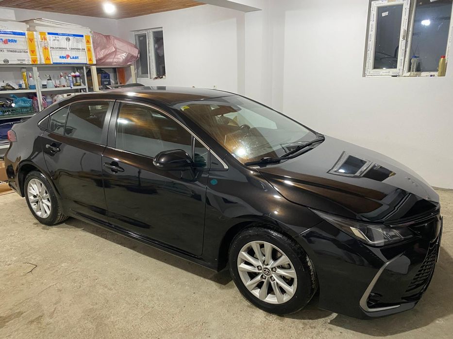 Închiriez mașini uber / bolt