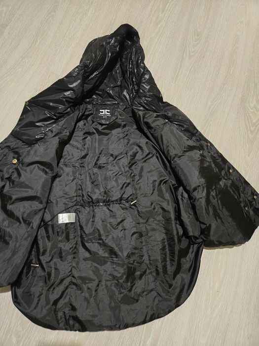 Capa/ Vesta dama Elisabetta Franchi