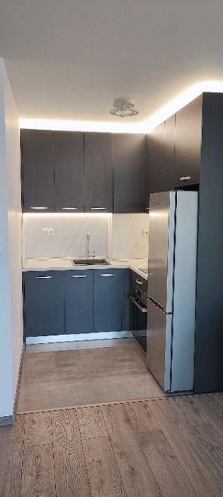 Модерен ДВУСТАЕН апартамент в затворен комплекс в кв. Остромила