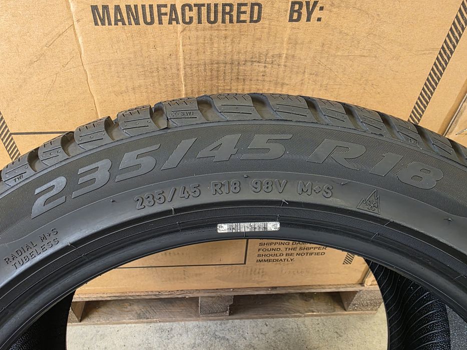 235/45/18 4бр.PIRELLI WINTER ELECTRIC TO Неразличими от НОВИ
