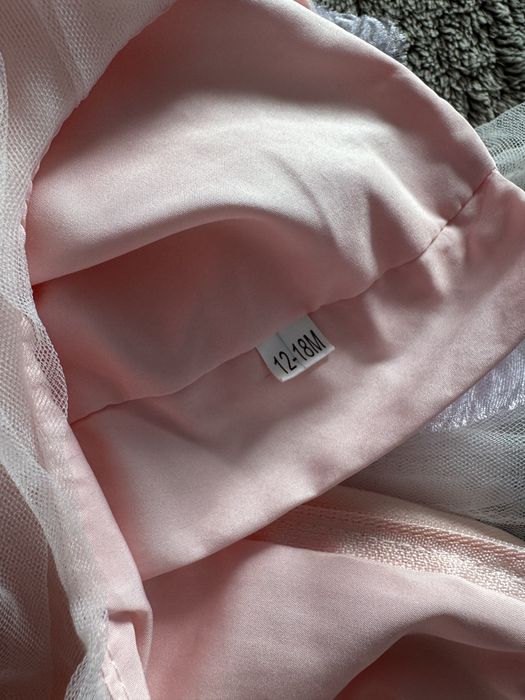 Рокля размер 12-18 месеца