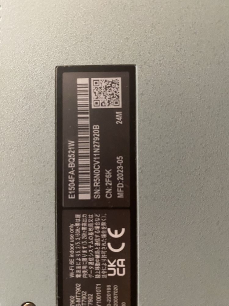 Продавам НОВ лаптоп Asus Vivobook Go 15