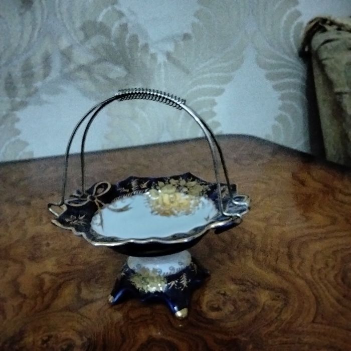 Продам вазочку Чехия