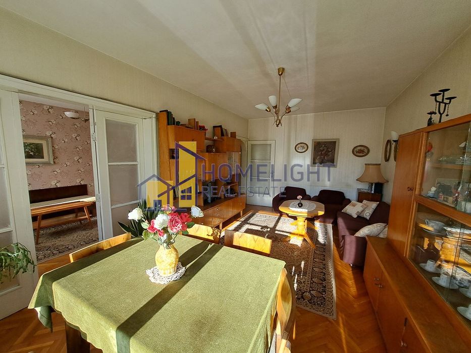 Продава се Двустаен апартамент в София, Яворов - 60 кв.м за 4250 €/кв.м - Снимка #1