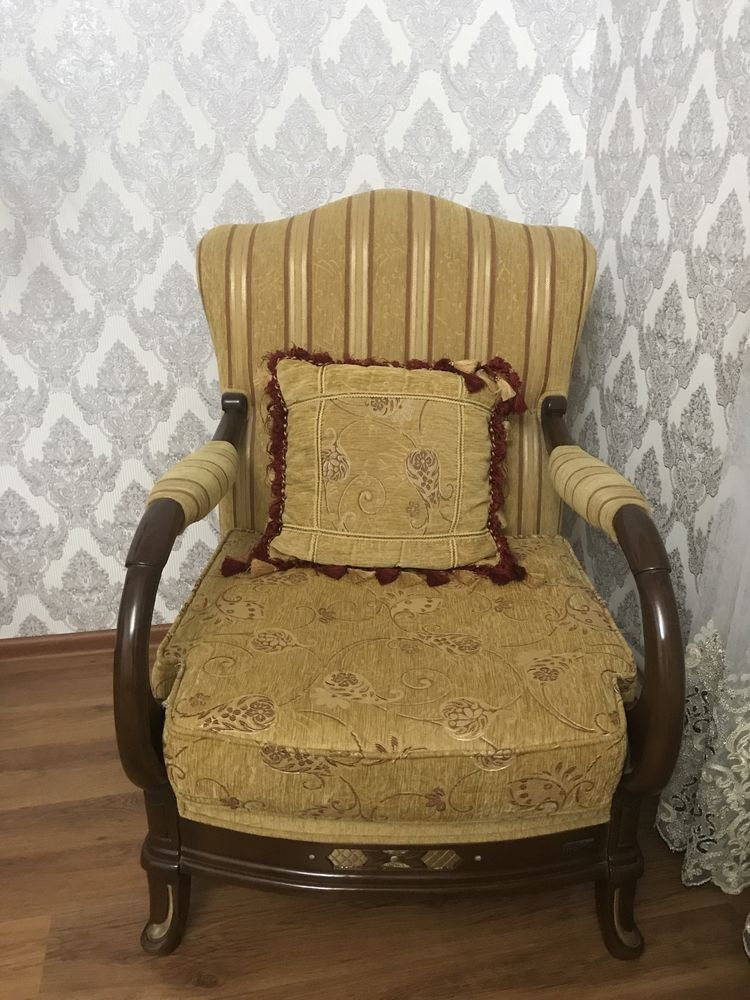 Продаются диваны и кресла