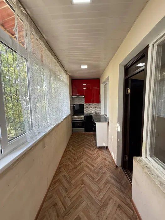 продаётся 2х комнатная квартира Юнусабадский район 7 Корасарой махалла