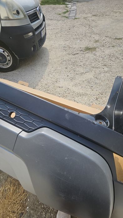Задна броня за Land Rover