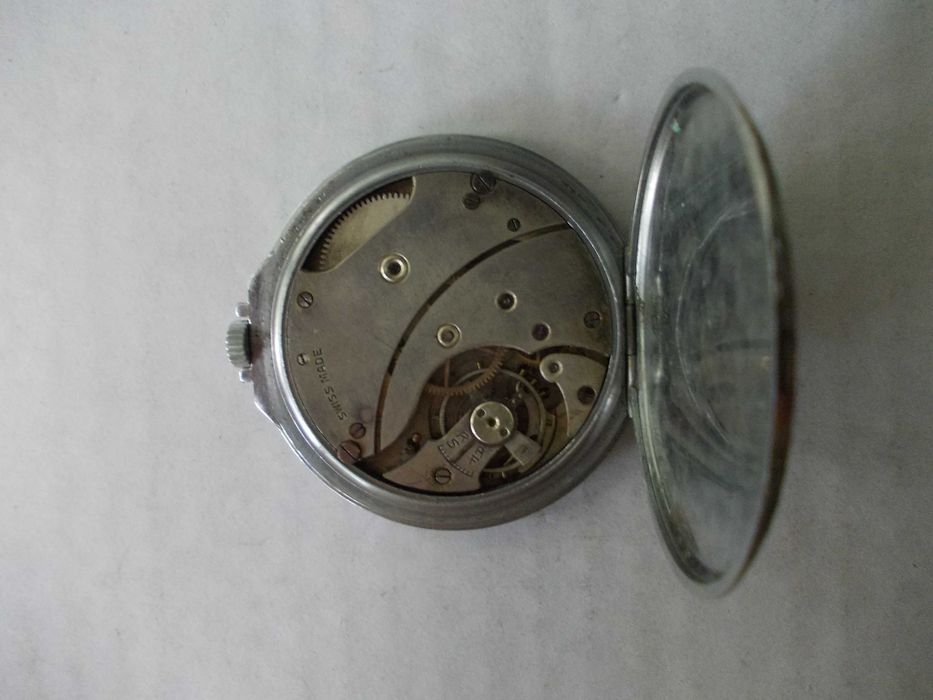 Ceas vechi de buzunar defect B