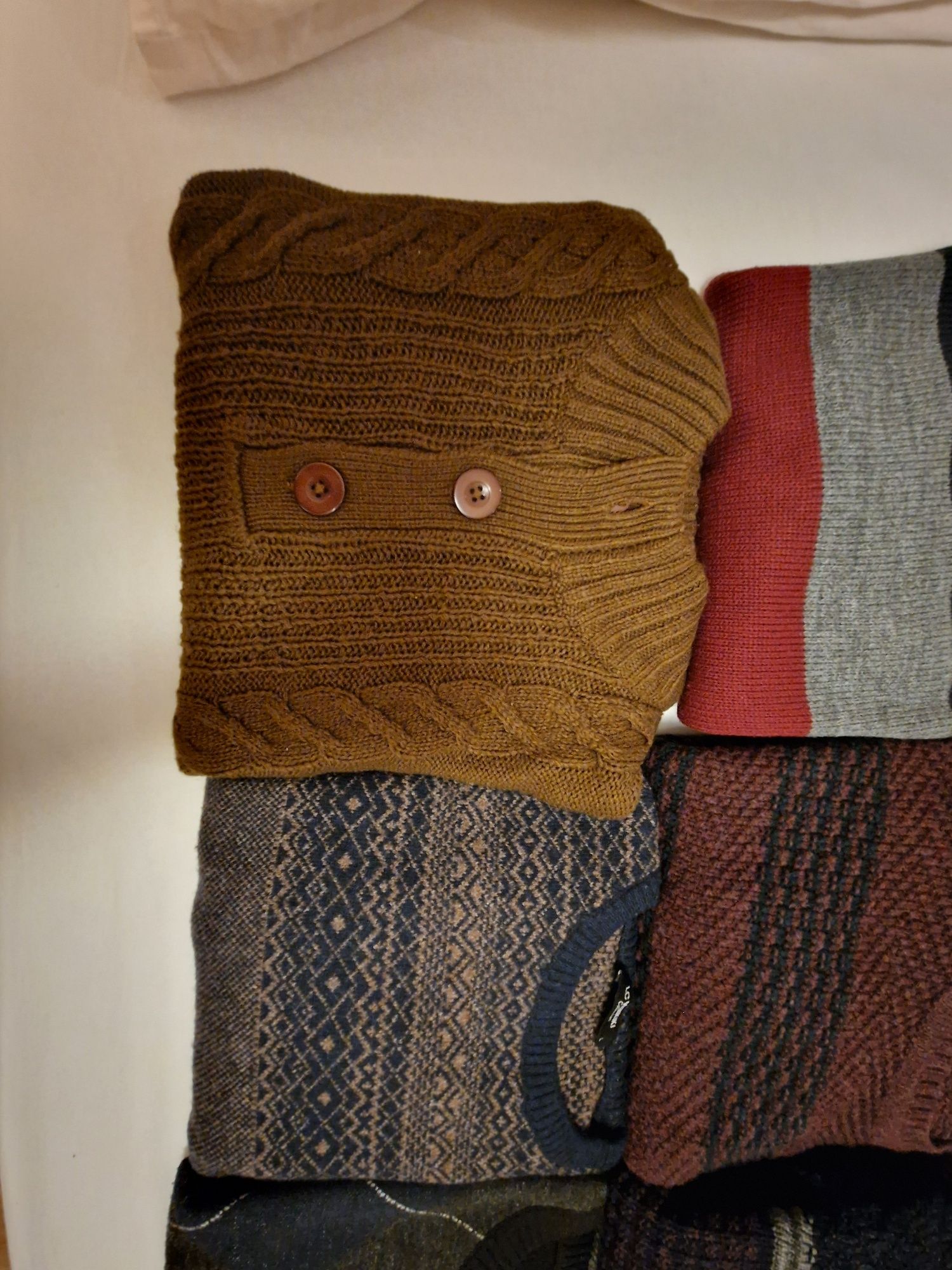 Лот дебели мъжки пуловери Pierre cardin