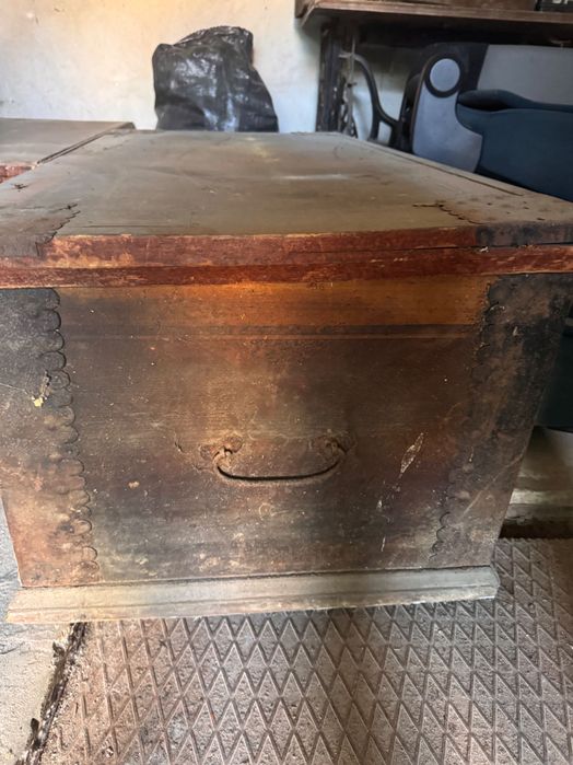 Грамофон, телевизор и шевна машина