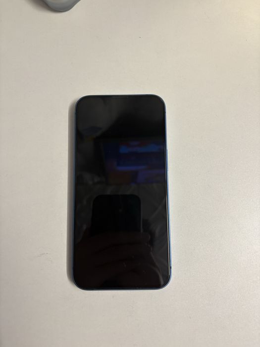 Iphone 13 blue se vinde doar în Rm.Vâlce