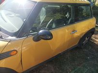 Usa stanga Mini One an 2008