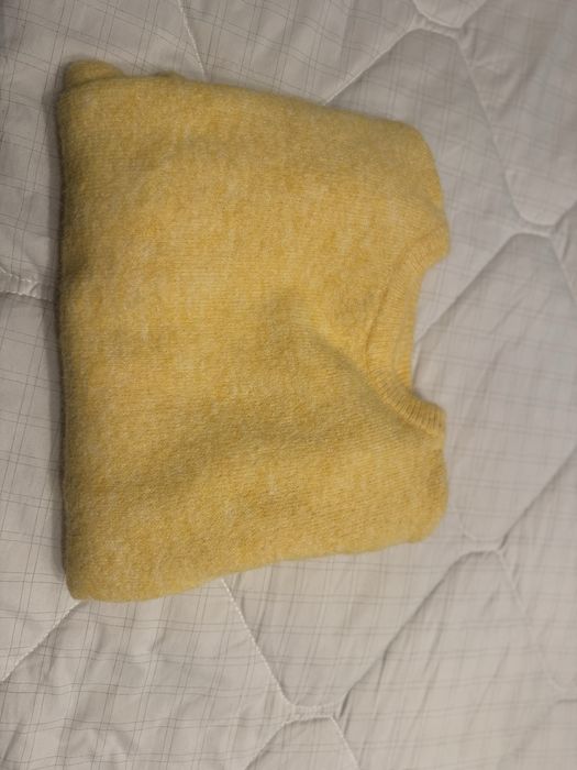 Пуловер Нов с интересен ръкав