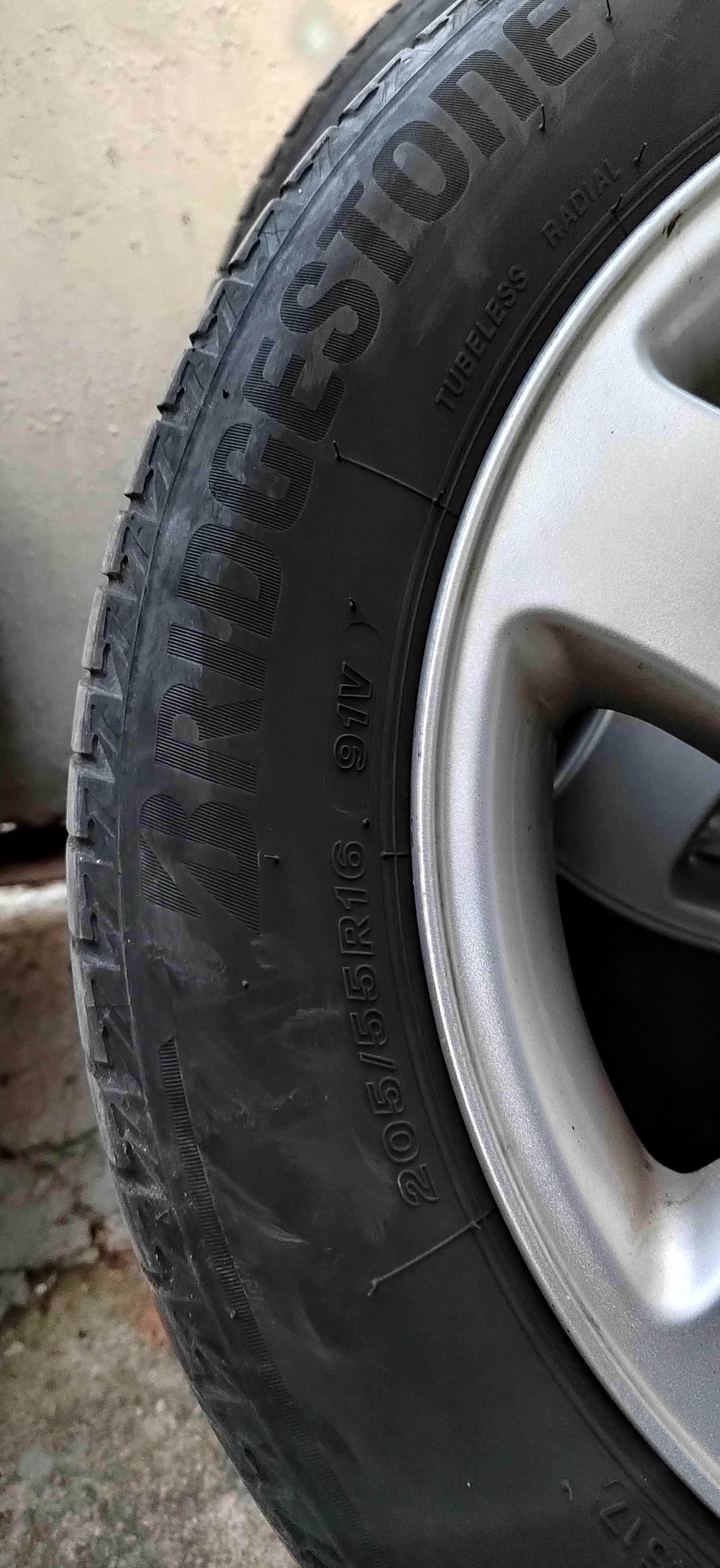 4 Летни гуми Bridgestone T005 205/55/16