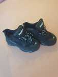 Pantofi sport model deosebit.