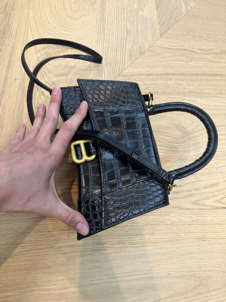 geanta balenciaga hourglass