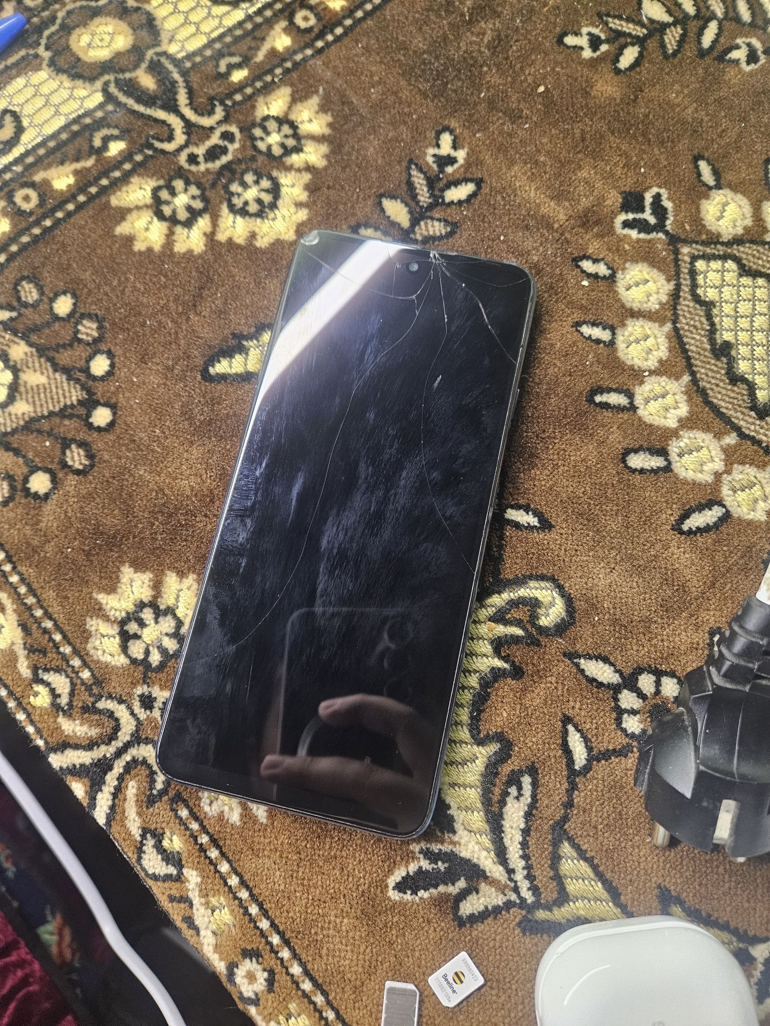 Redmi nout 8 va tecno pova 2