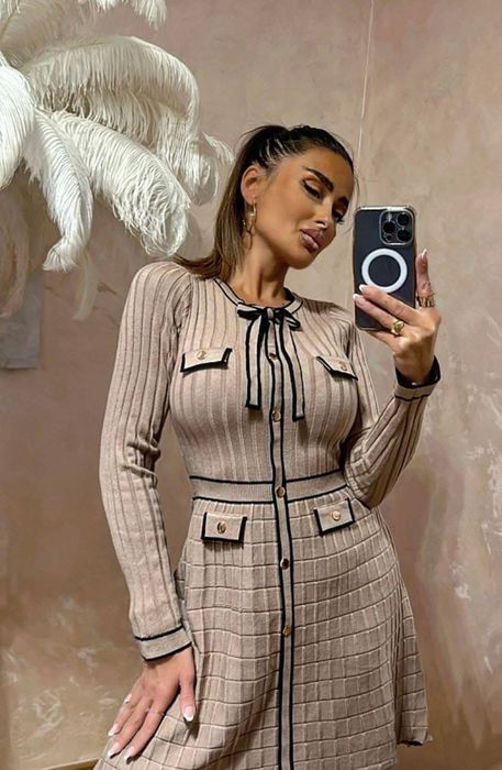 Плетена рокля в бежово и черно