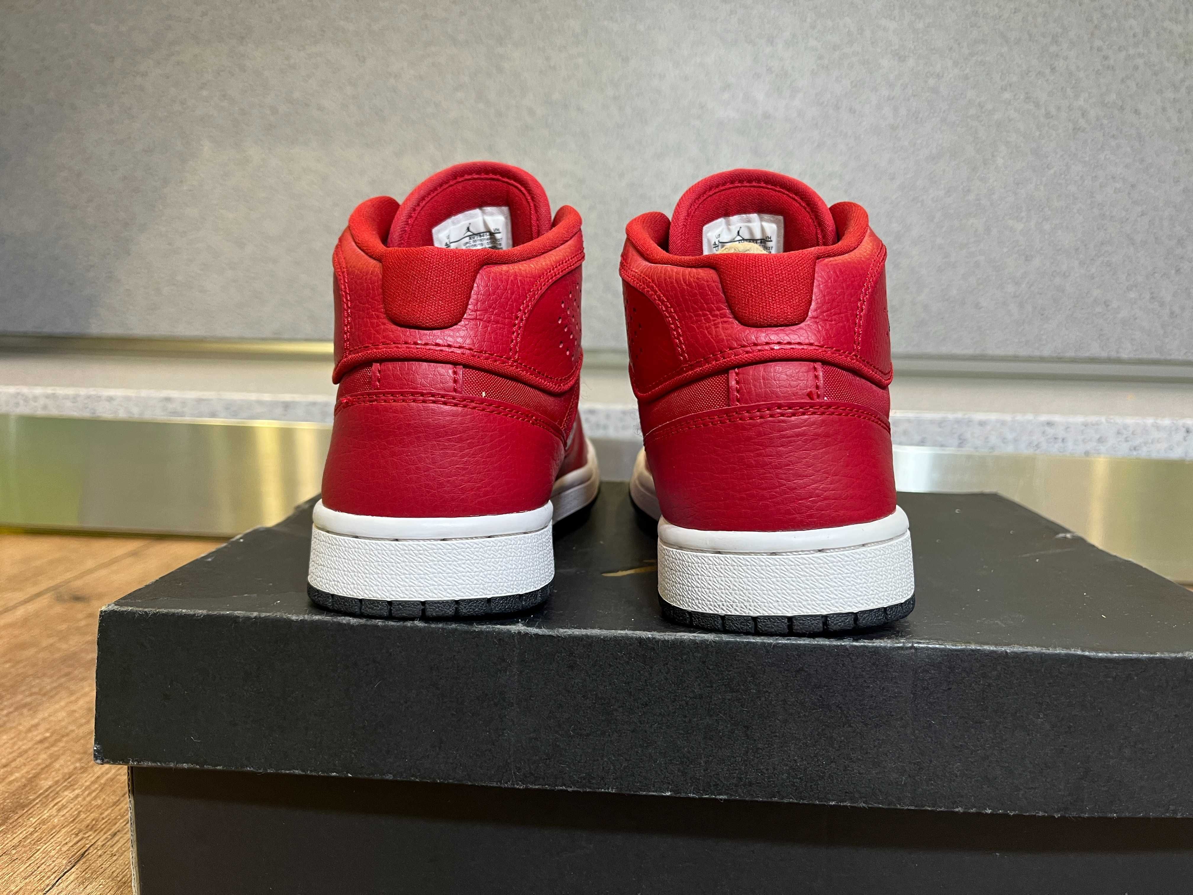 ОРИГИНАЛНИ *** Nike Air Jordan Access GS Leather  / Gym Red