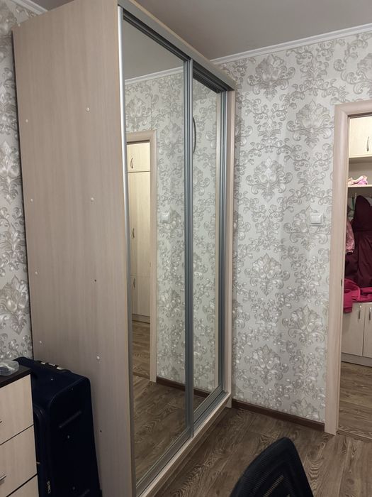 Продам шкаф-купе в отличном сострянии