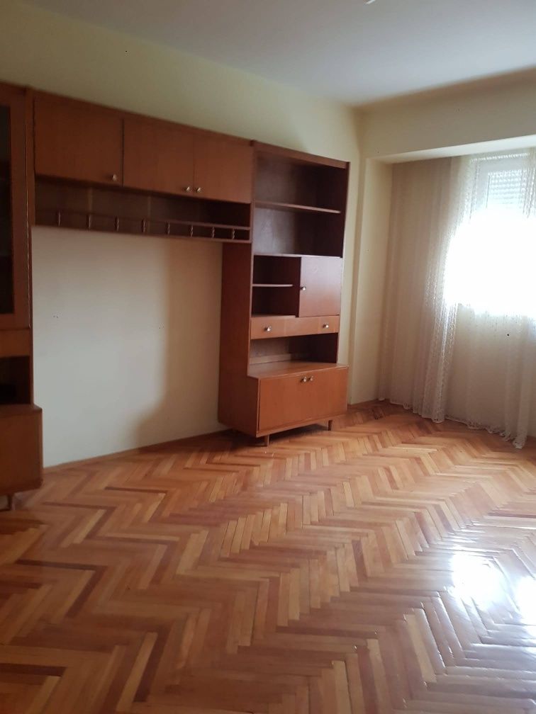 Chirie apartament 3 cam renovat mobilat CALEA ARADULUI