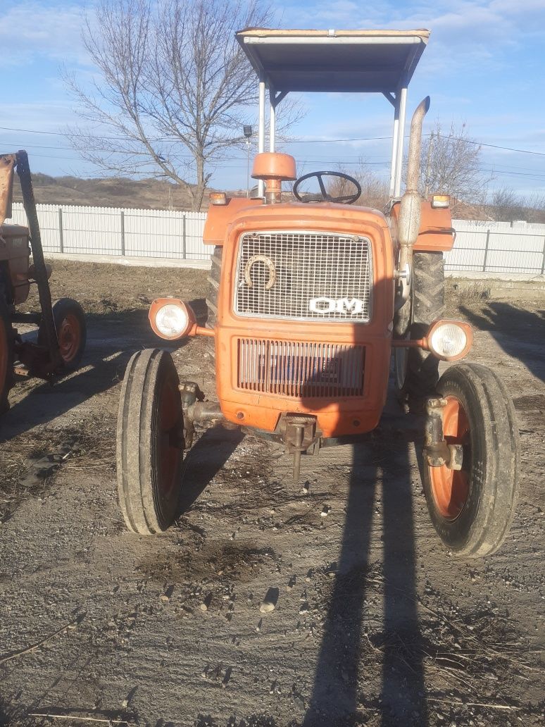 Tractor Fiat 715