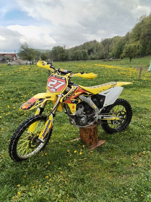 Vind cross Suzuki