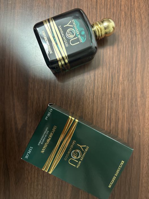 Vand parfum armani stronger  with you sandalwood aprozimativ 90ml