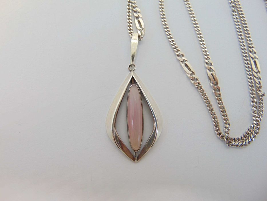 Lant lung si pandantiv modernist din argint cu agat semnat K&L