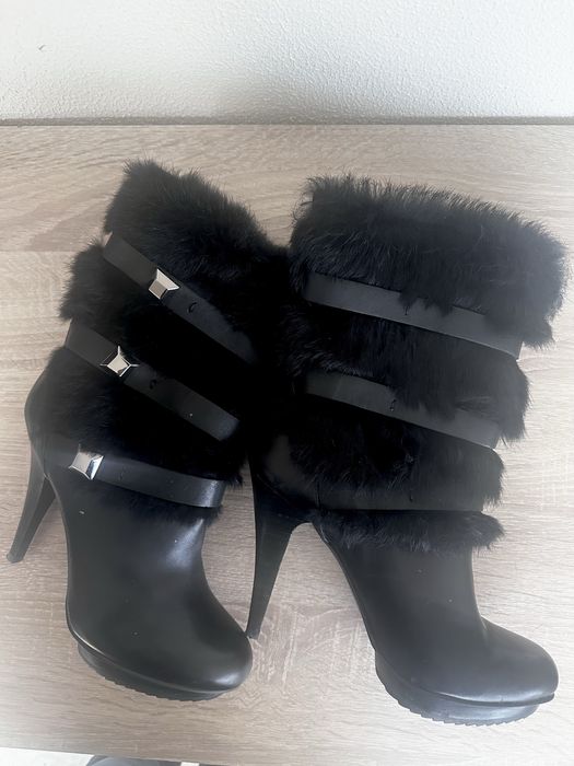 Cizme damă nr. 37-38 – piele naturală, cu blăniță