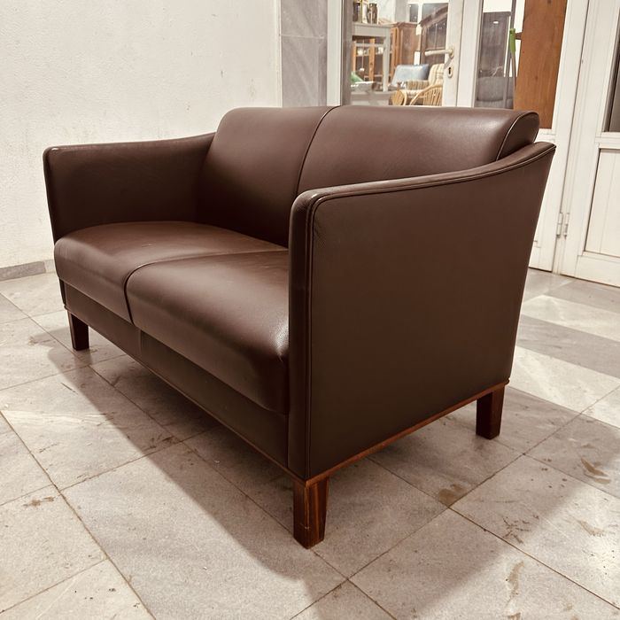 Диван от естествена кожа – перфектно състояние