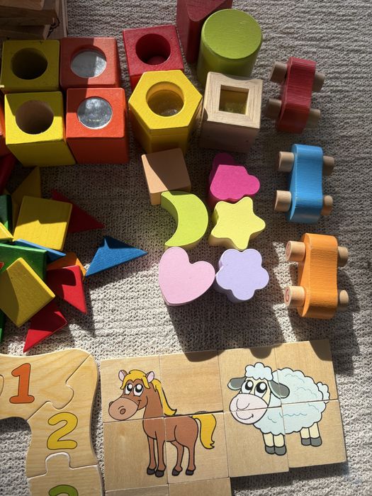 Lot jucarii din lemn