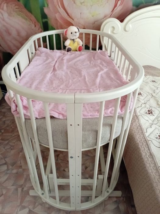 Продам детскую кроватку практически новаЯ