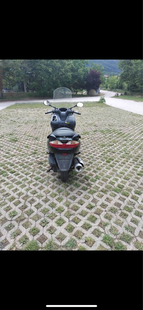 Suzuki Burgman 200i