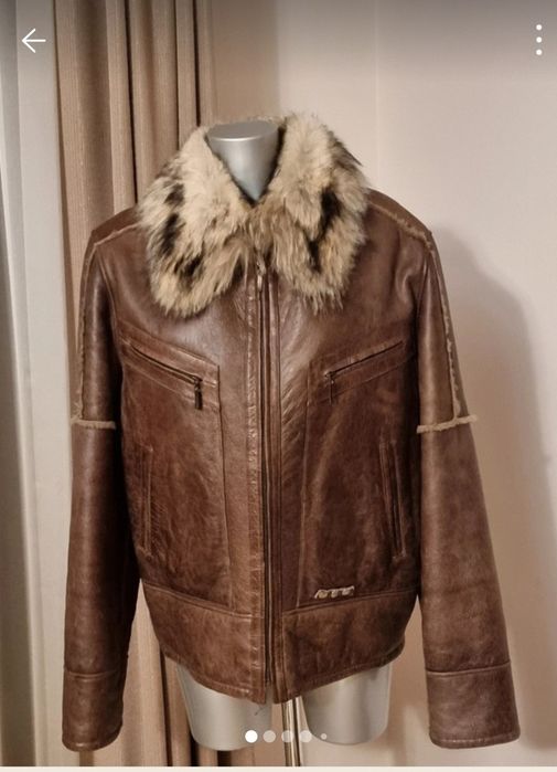 Geaca din piele  tip cojoc Avirex