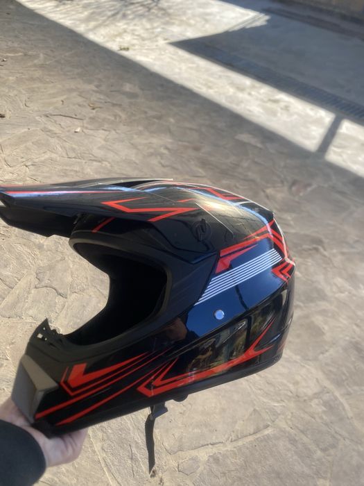 Кроссовый шлем для мотоцикла