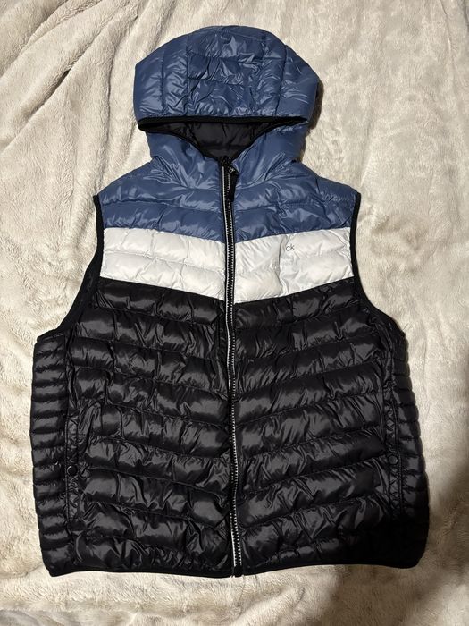 Calvin Klein елек