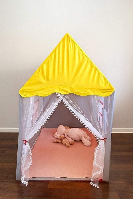 Палатка желтая новая каркас прочный