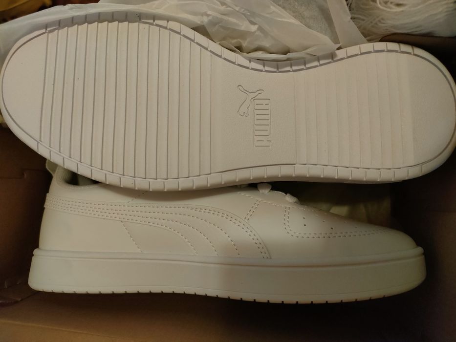 Pantofi Puma noi, marimea 39, originali, cutie adidasi alb