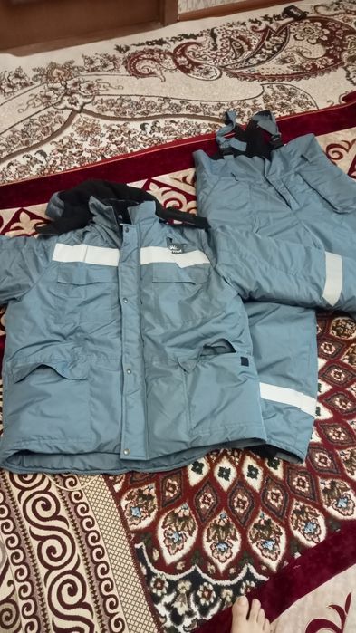 Продётся спец одежда зимный безрукавка валенки